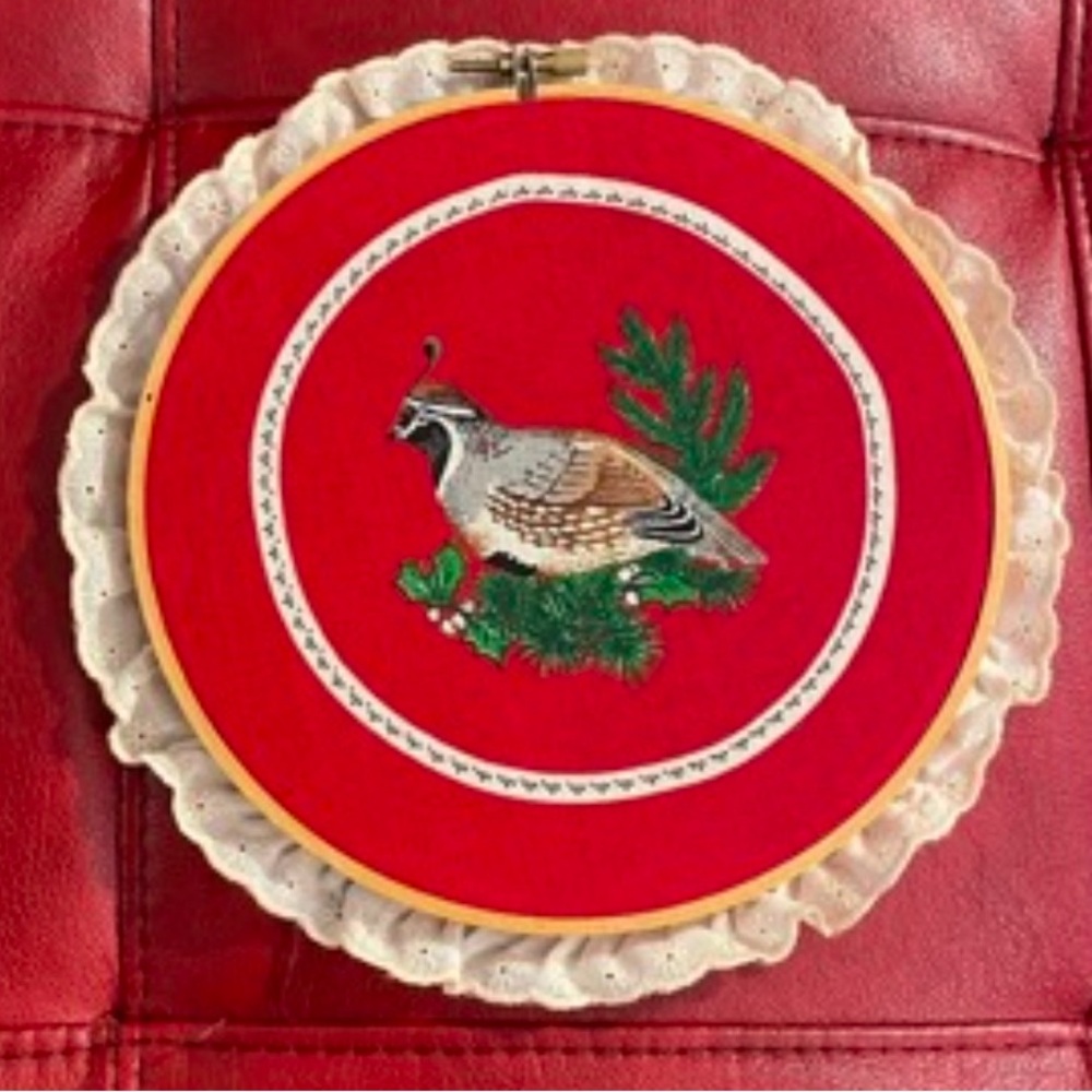 Euc Vintage Craft Pheasant Wall Decor Circular 7 & 3/4” or 8 & 1/2” include lace